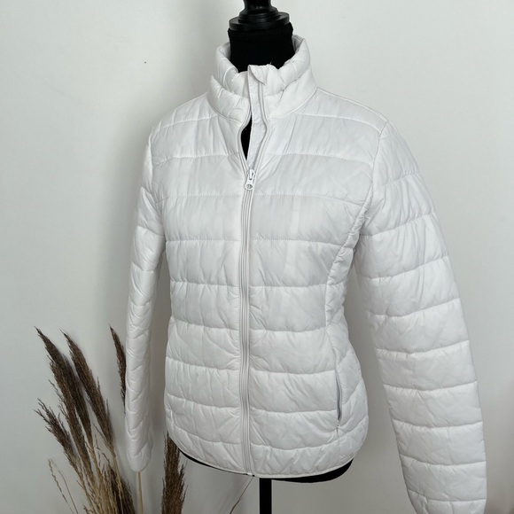 Joe Fresh Women's White Quilted Jacket size medium - Picture 2 of 6